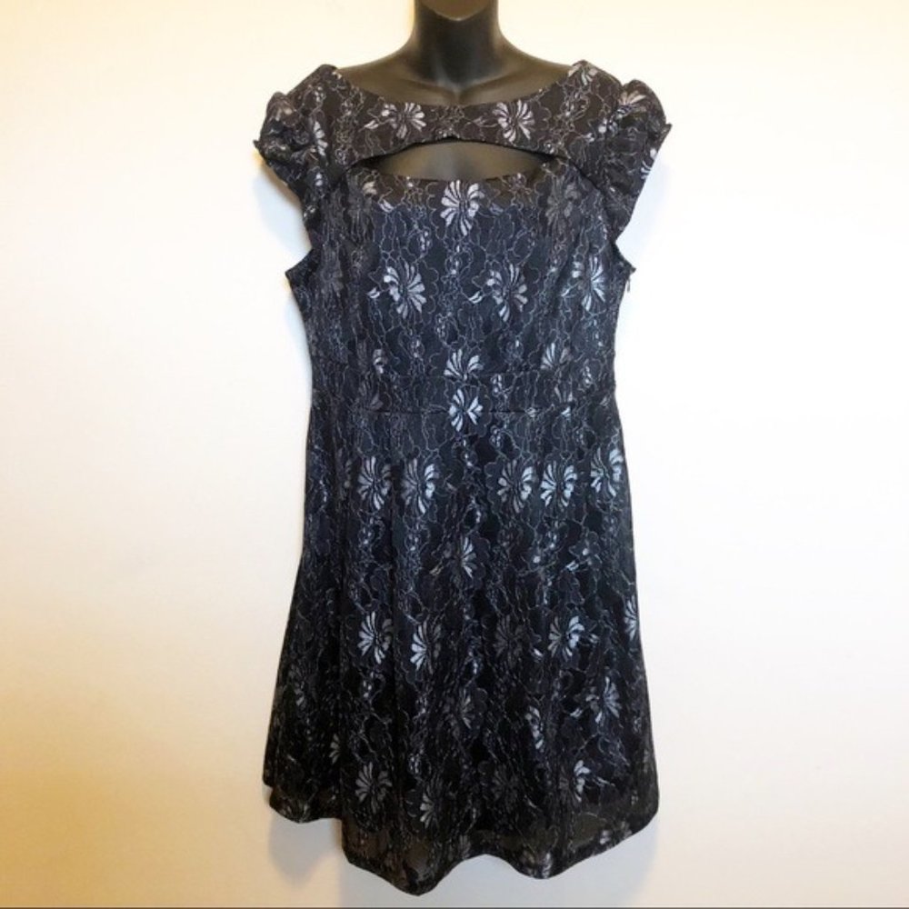 Romy Black & Silver Theresa Skater Dress Size L
